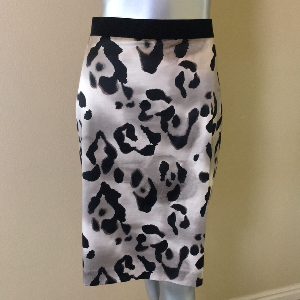 ANN TAYLOR | Cotton / Silk Leopard Print Pencil Skirt